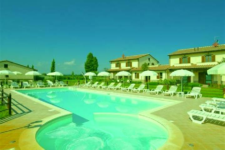 Escorts Tordandrea, Italy — Local Companions
