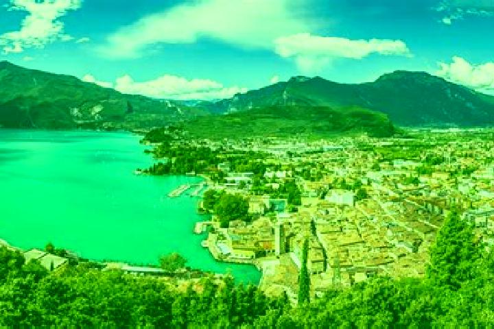Escorts Toscolano Maderno, Italy — Local Companions