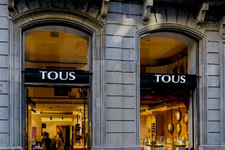 Escorts Tous, Spain — Local Companions