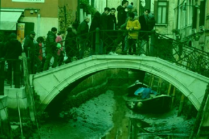 Escorts Tremignon, Italy — Local Companions