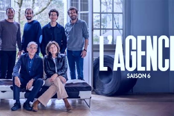 Escorts Treverien, France — Local Companions