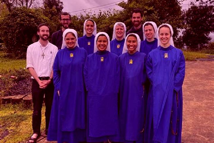 Escorts Trouhans, France — Local Companions