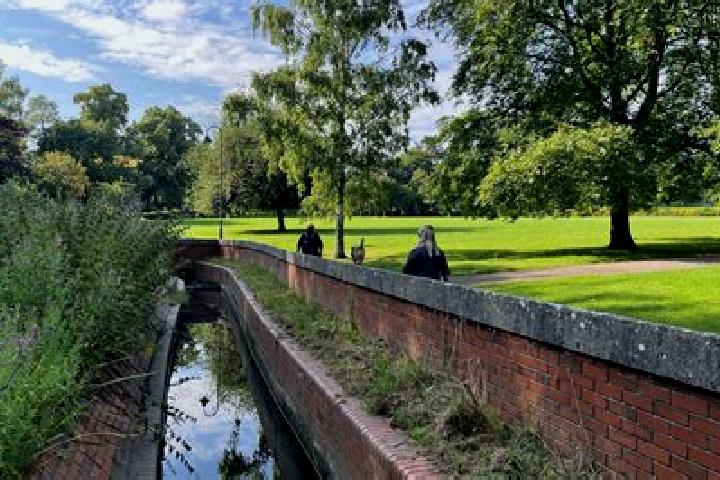 Escorts Trowbridge Park, United States — Local Companions