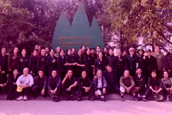 Escorts Truong Son, Vietnam — Local Companions