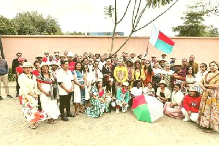 Escorts Tsiroanomandidy, Madagascar — Local Companions