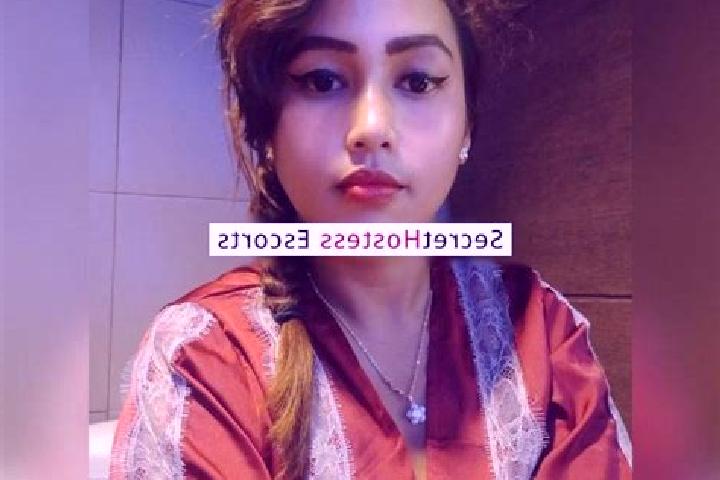 Escorts Tukbur, Indonesia — Local Companions