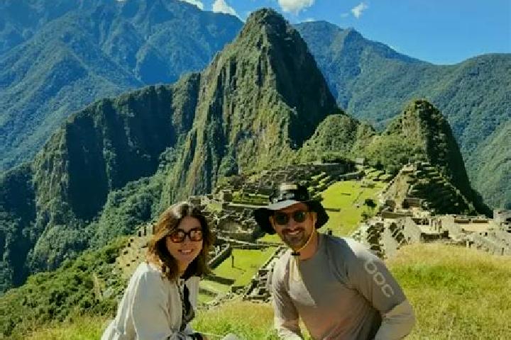 Escorts Tunal, Peru — Local Companions