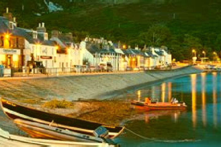Escorts Ullapool, United Kingdom — Local Companions
