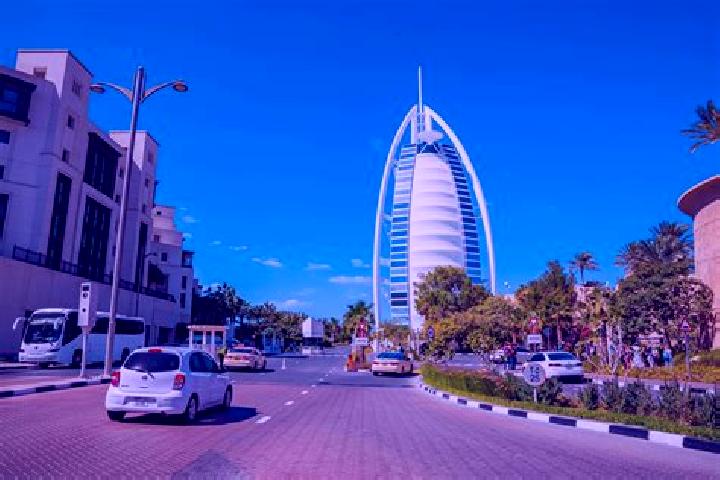 Escorts Umm Al Sheif, United Arab Emirates — Local Companions