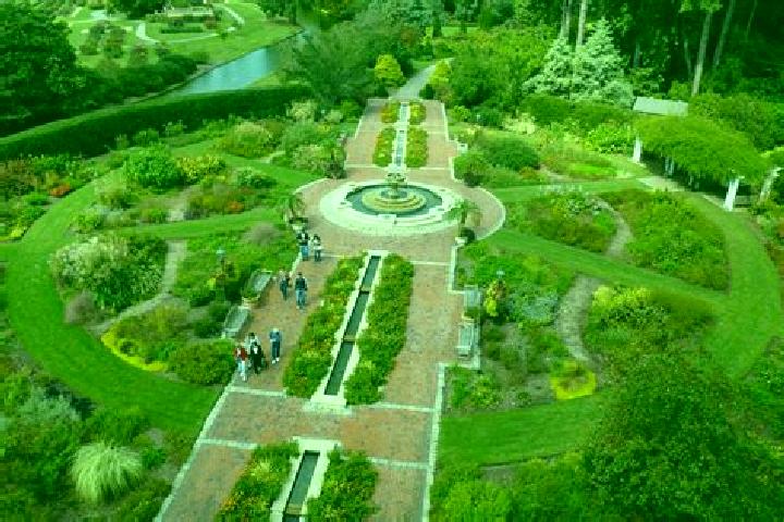 Escorts University Gardens, United States — Local Companions