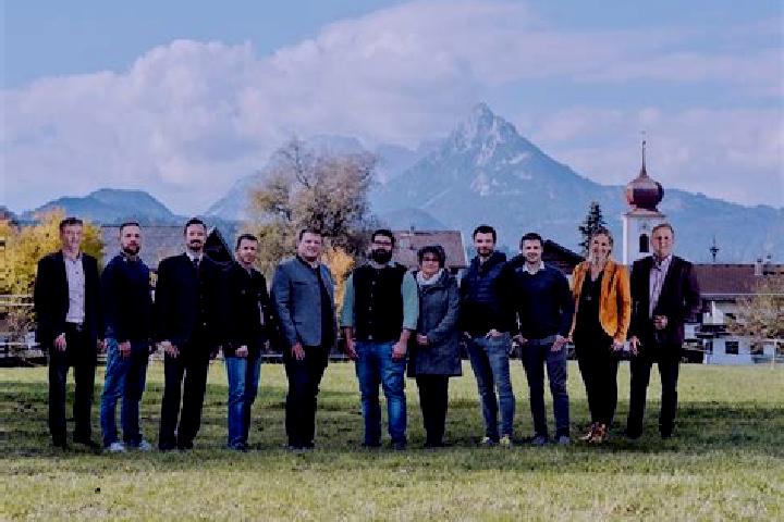 Escorts Unterlangkampfen, Austria — Local Companions