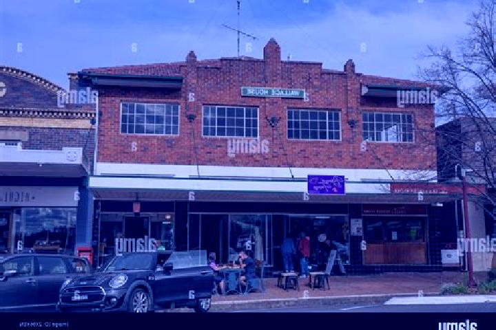 Escorts Uralla, Australia — Local Companions