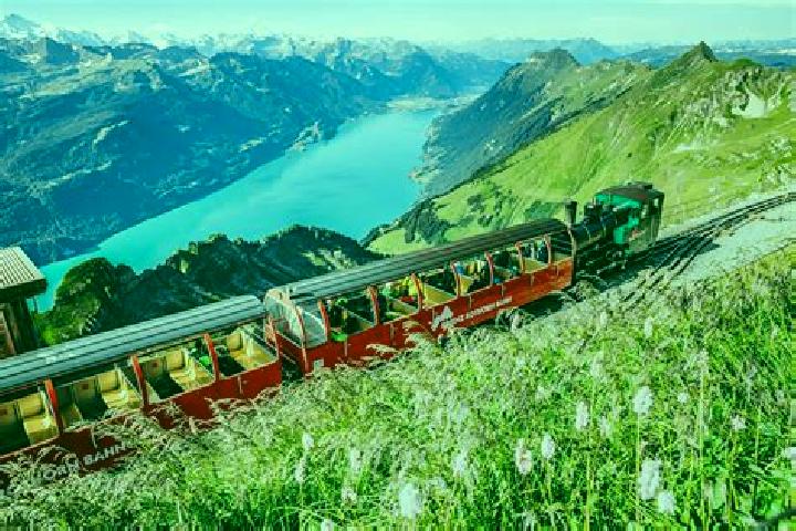 Escorts Urdorf / Ob der Bahn, Switzerland — Local Companions