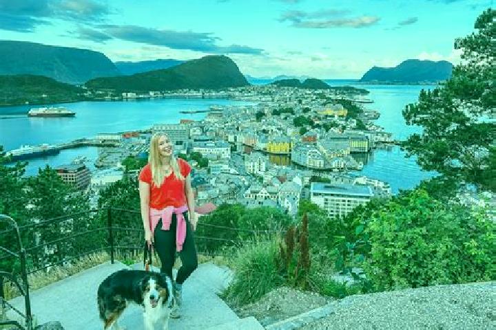 Escorts Vadso, Norway — Local Companions