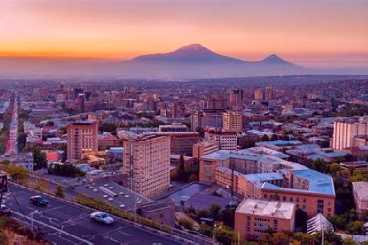 Escorts Vaghatin, Armenia — Local Companions