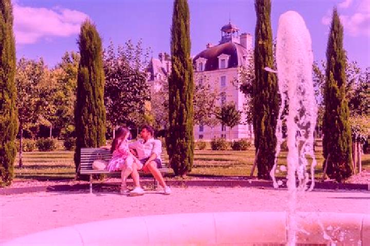 Escorts Val-des-Pres, France — Local Companions