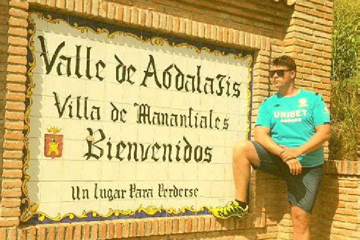 Escorts Valle de Abdalagis, Spain — Local Companions