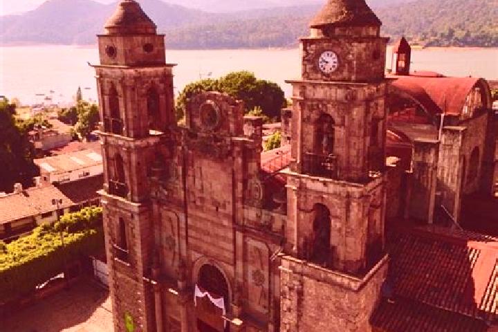 Escorts Valle de Bravo, Mexico — Local Companions