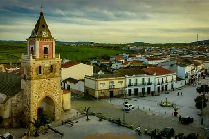 Escorts Valle de la Serena, Spain — Local Companions