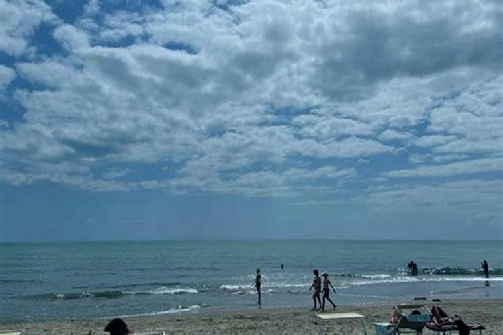 Escorts Vecchiano-Nodica, Italy — Local Companions