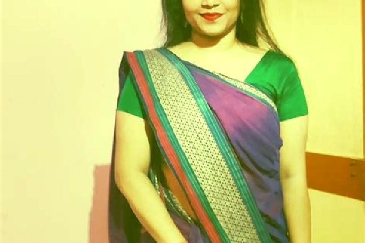 Escorts Vijalpor, India — Local Companions