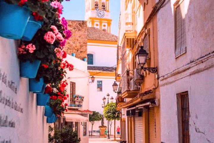 Escorts Vilada, Spain — Local Companions