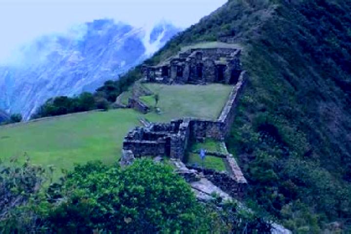 Escorts Vilcabamba, Peru — Local Companions