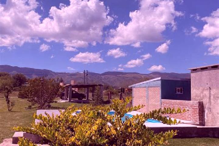Escorts Villa Giardino, Argentina — Local Companions