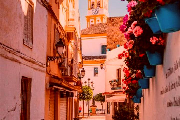 Escorts Vistabella, Spain — Local Companions