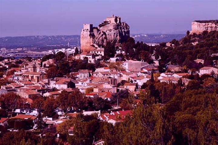 Escorts Vitrolles, France — Local Companions