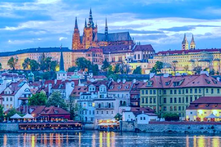 Escorts Vyprachtice, Czech Republic — Local Companions