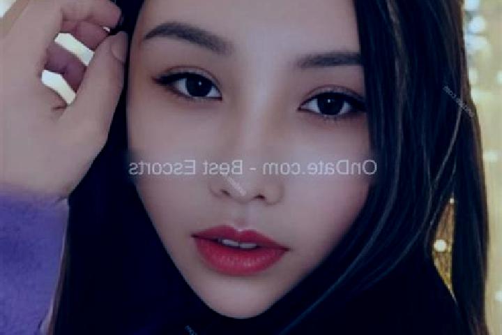 Escorts Waigang, China — Local Companions