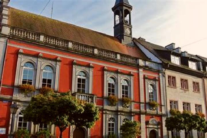 Escorts Waldkirch, Germany — Local Companions
