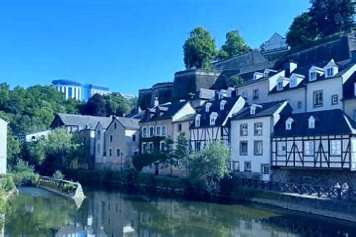 Escorts Walferdange, Luxembourg — Local Companions
