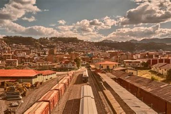 Escorts Wanchaq, Peru — Local Companions