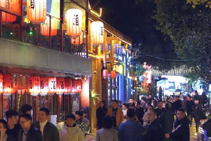 Escorts Wangping, China — Local Companions