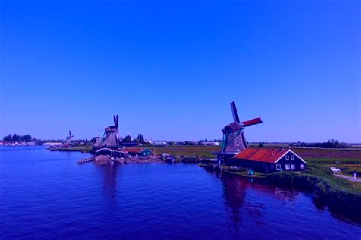Escorts Waspik, Netherlands — Local Companions