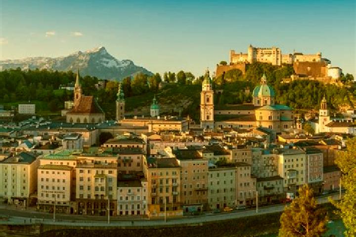 Escorts Weifersdorf, Austria — Local Companions