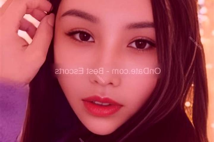 Escorts Weiji, China — Local Companions