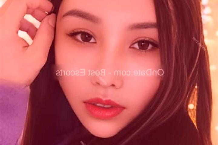Escorts Weishui, China — Local Companions