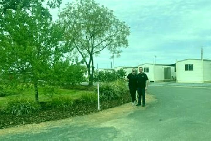 Escorts West Wyalong, Australia — Local Companions