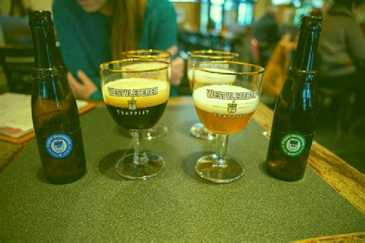 Escorts Westvleteren, Belgium — Local Companions