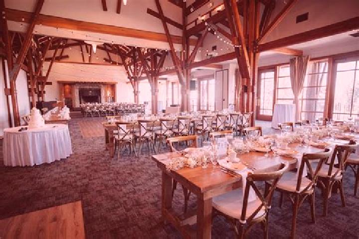 Escorts Westwood Plateau, Canada — Local Companions