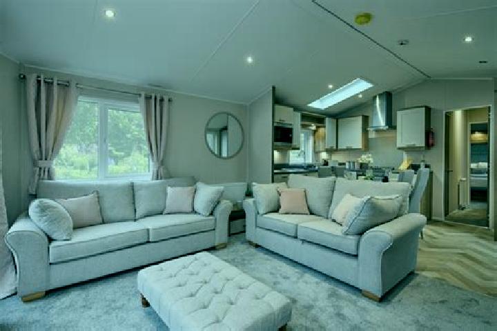 Escorts Willerby, United Kingdom — Local Companions