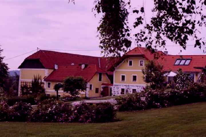 Escorts Windhaag bei Freistadt, Austria — Local Companions