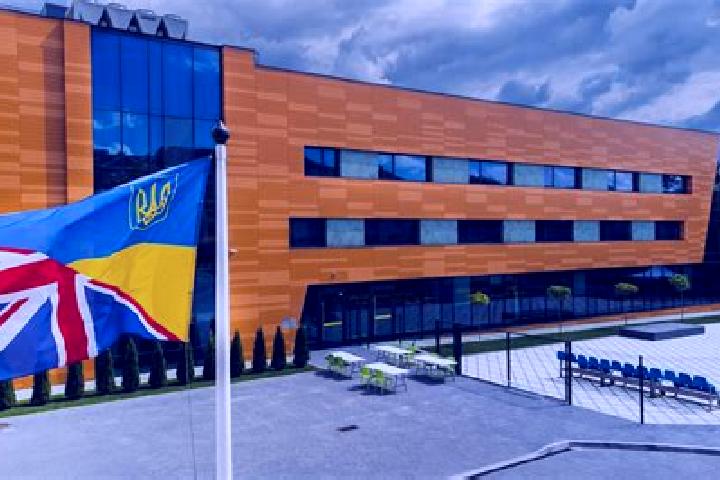 Escorts Witanowice, Poland — Local Companions