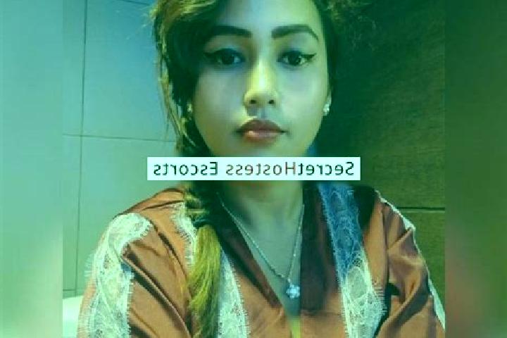 Escorts Wlingi, Indonesia — Local Companions