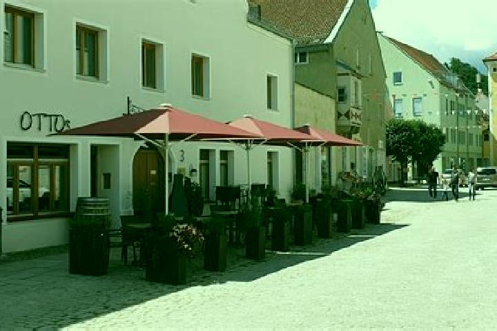 Escorts Wolnzach, Germany — Local Companions