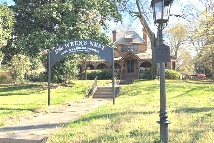 Escorts Wrens, United States — Local Companions