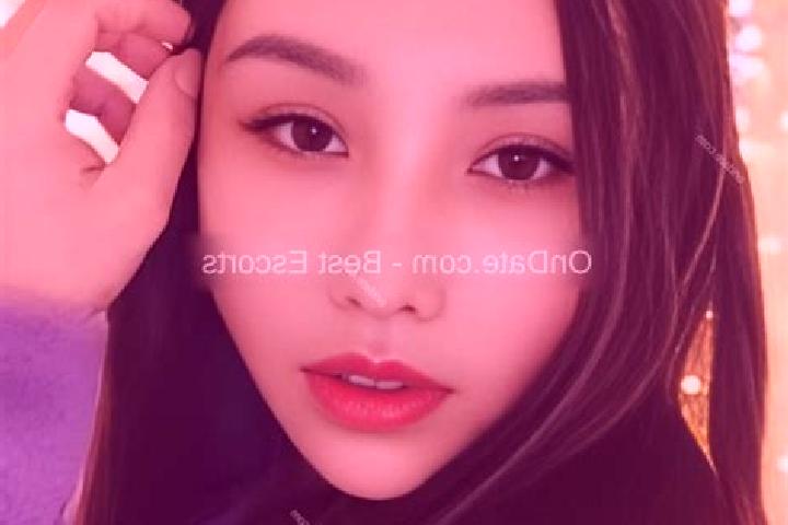 Escorts Xiakeng, China — Local Companions